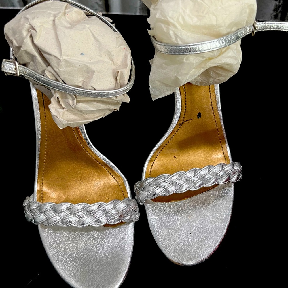 Charles David silver heels size 6